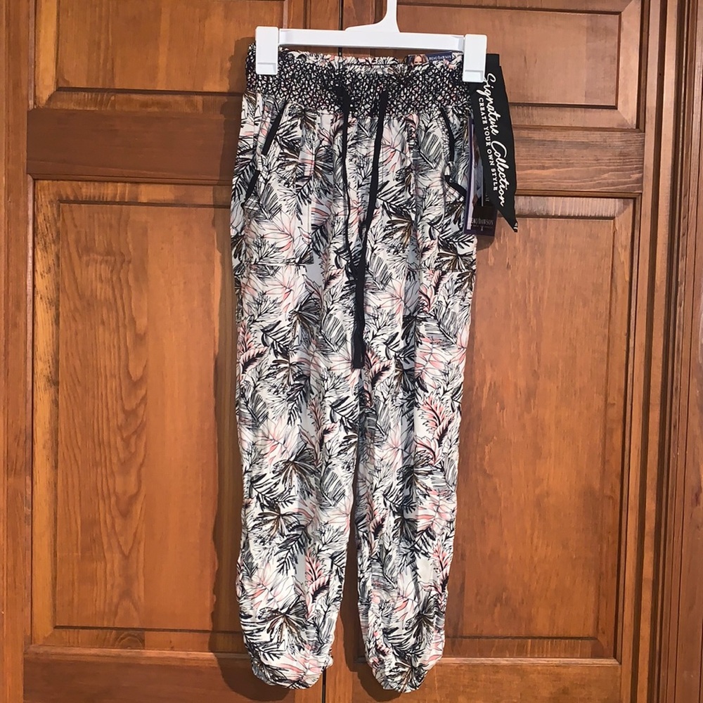 Elastic Wait Jogger Pants with Cinched Ankle